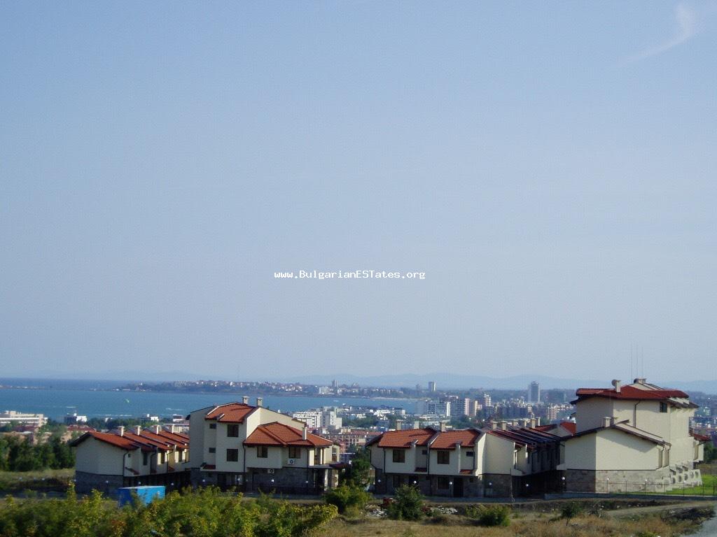 Вилла с видом на море на продажу в комплексе ”Риостар Империал Хайтс”, Кошарица, всего в километре от Солнечного Берега.