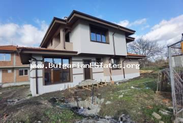 Продается новый дом в селе Полски Извор, всего в 12 км от города Бургас, Болгария!!!