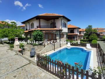 Купите новый и полностью меблированный двухэтажный дом в Ахелой, в 5км от моря, Болгария!
